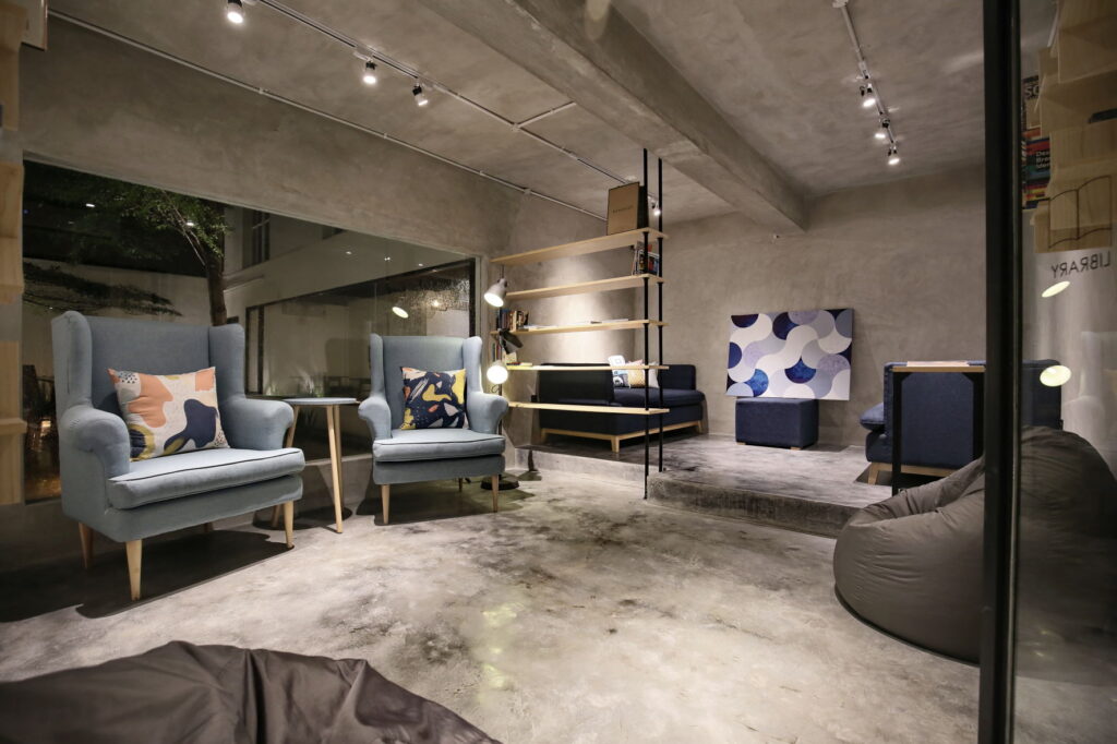gambar Concrete Coworking Space Pluit