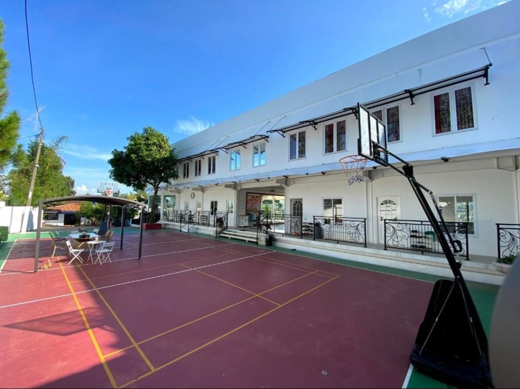 10 Rekomendasi Boarding School Jakarta Selatan & Kontaknya Jakarta Islamic Boarding School (JIBS)