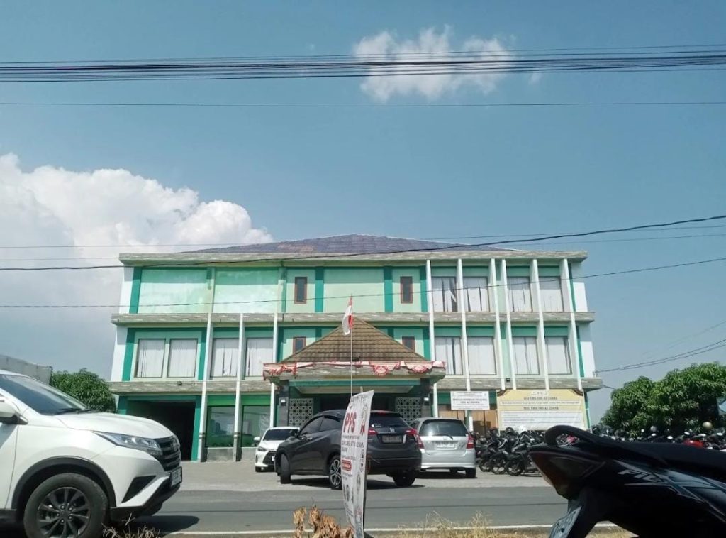 10 Rekomendasi Boarding School Jakarta Selatan & Kontaknya SMA IIBS Az-Zahra